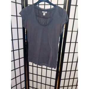 Ann Taylor Loft Top Grey Size Medium Short Sleeve Raw Edge Scoop Neck Pullover